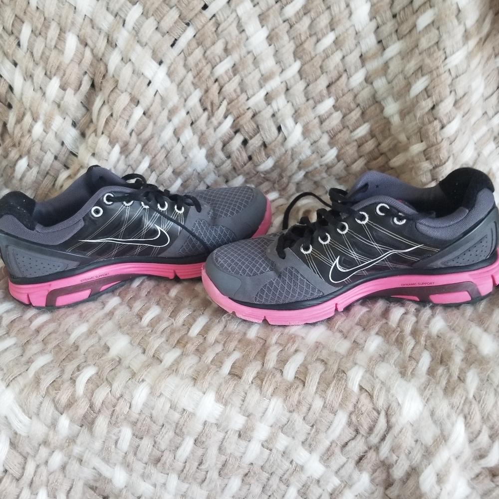 Nike lunarglide 2 shoes